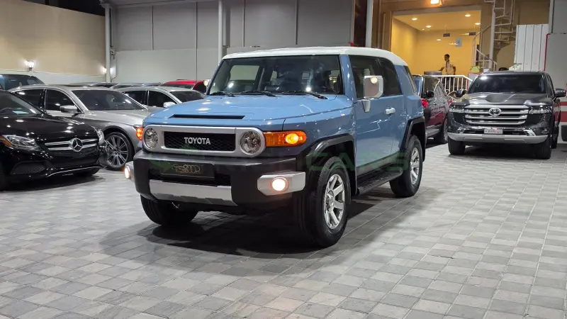  تويوتا FJ Cruiser 